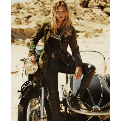 Kate Moss als heiße Biker-Braut