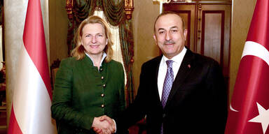 T&uuml;rkei-Reise: Gro&szlig;er Erfolg f&uuml;r Kneissl