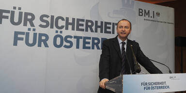 Verfassungsschutz warnt vor Extremismus