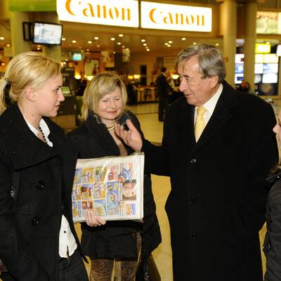 Mausis Rückkehr: Wiedersehen am Flughafen