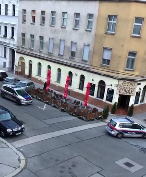 Einbrecher-Duo von Polizei umstellt