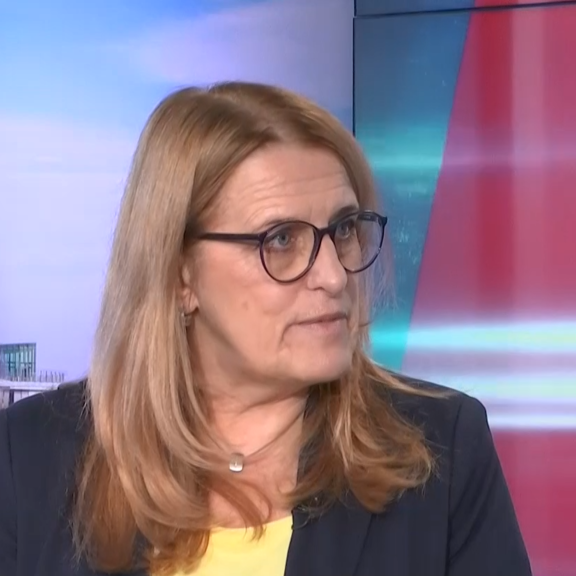 Gesundheits-StS Ulrike Königsberger-Ludwig im Interview | FELLNER! LIVE