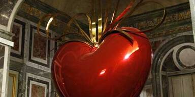 Künstler verkitscht & verschandelt Versailles