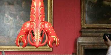 Künstler verkitscht & verschandelt Versailles