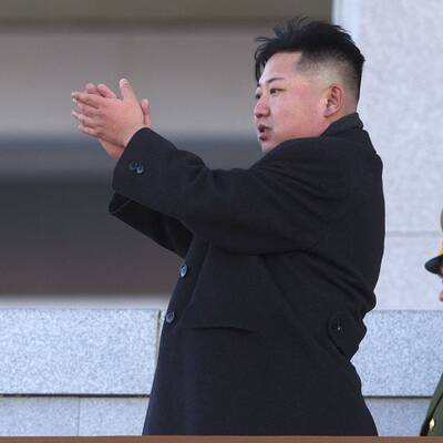 Irre Parade für toten Kim Jong-Il