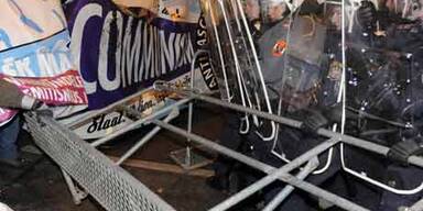 500 Demonstranten gegen Korporationsball