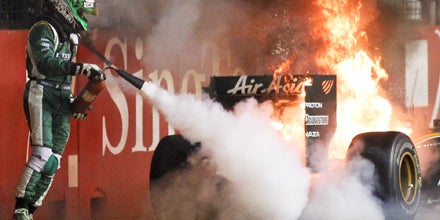 Kovalainen geht in Flammen auf