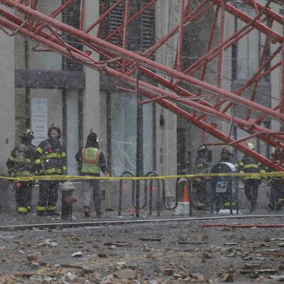 Kran umgestürzt: ein Toter in New York