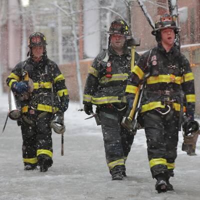 Kran umgestürzt: ein Toter in New York