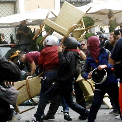 Studentenproteste arten in Rom aus