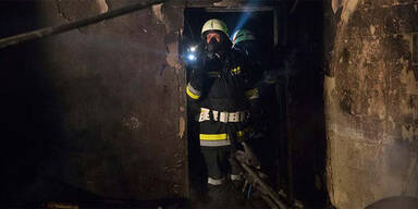 Mann stirbt bei Garagenbrand