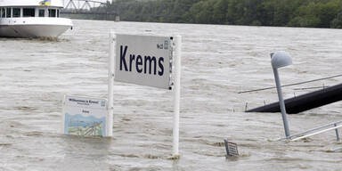 NÖ: Donau vor Höchststand