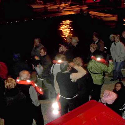 Kreuzfahrtschiff auf Grund gelaufen