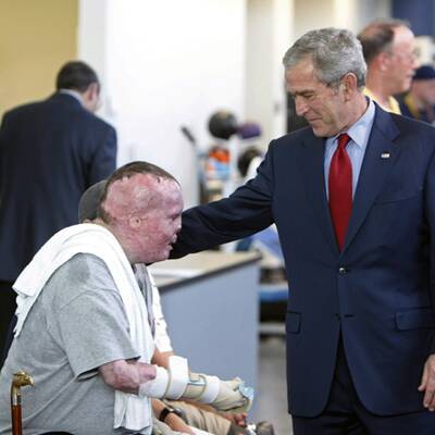 Bush besuchte Kriegsversehrte in San Antonio