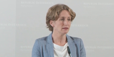 NEOS bringen Moria-Antrag bei Sondersitzung ein