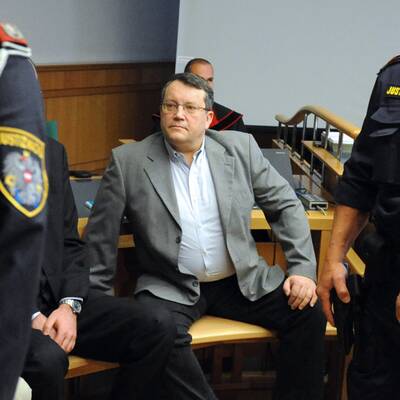 Prozess gegen Küssel gestartet