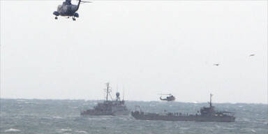 Blitz trifft Flugzeug nach dem Start