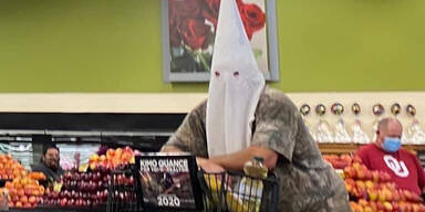 Mann in US-Gesch&auml;ft trug Ku-Klux-Klan-Maske als Schutz