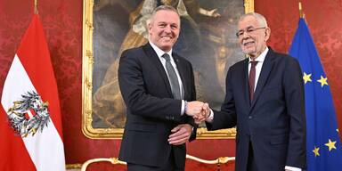 Kunasek und Van der Bellen