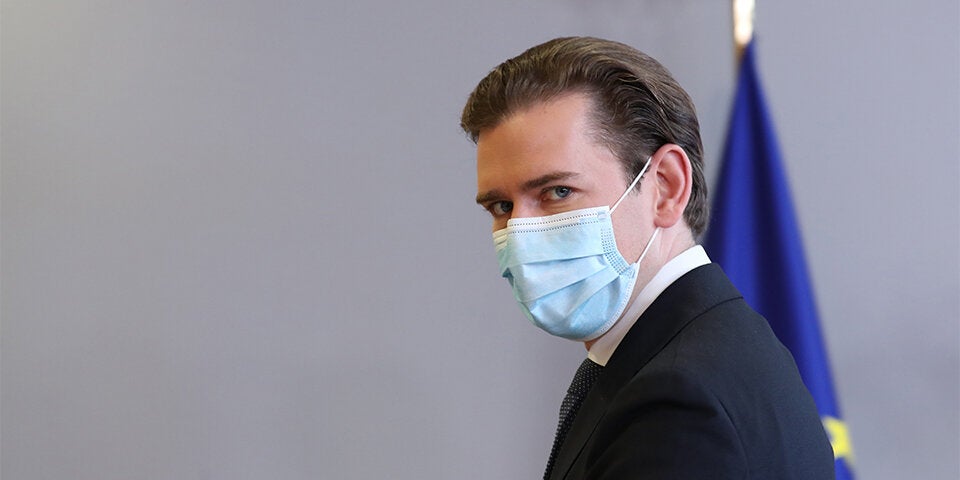 bundeskanzler kurz mit maske