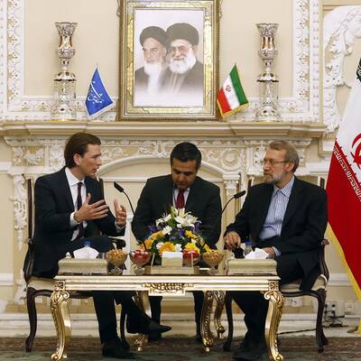 Kurz: Glitzernder Besuch in Teheran