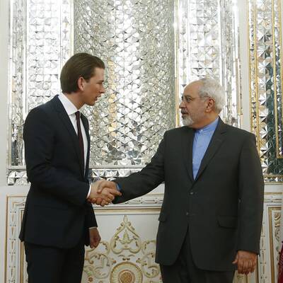 Kurz: Glitzernder Besuch in Teheran