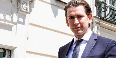 Kanzlerfest: Sch&ouml;nborn, H&ouml;rbiger, Wurm und 1.000 G&auml;ste feiern mit