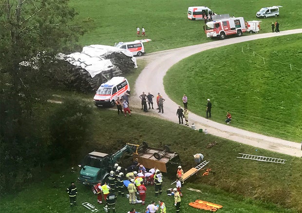 Schwerer Kutschen-Unfall in Tirol: 16 Verletzte