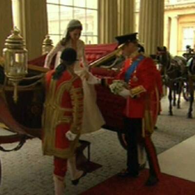 Kate & William: Fahrt in der offenen Kutsche