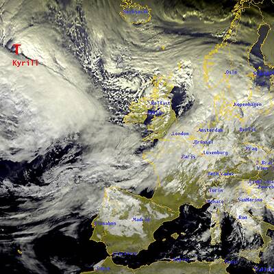 23:55 Zirkuszelt stürzt ein