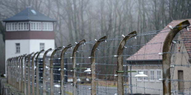 Nach KZ-Besuch: Schüler grölen Nazi-Lieder