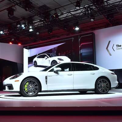 Los Angeles Auto Show 2016