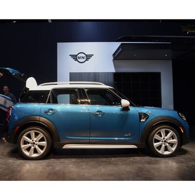 Los Angeles Auto Show 2016