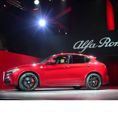 Los Angeles Auto Show 2016