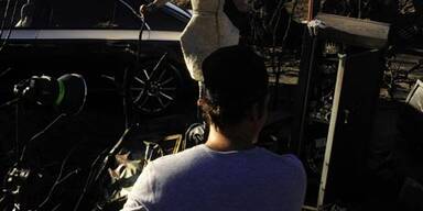 Skandal-Fotograf knipst Maybach-Orgie