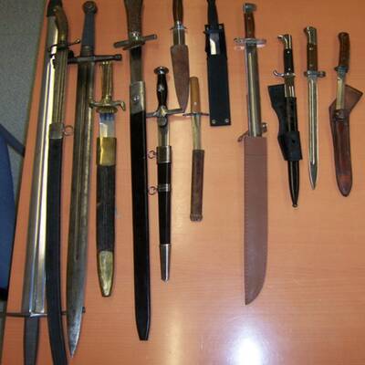 Waffen- und Munitionslager ausgehoben