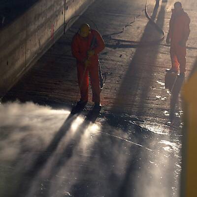 Erstes Gleis vom Lainzer Tunnel fertig