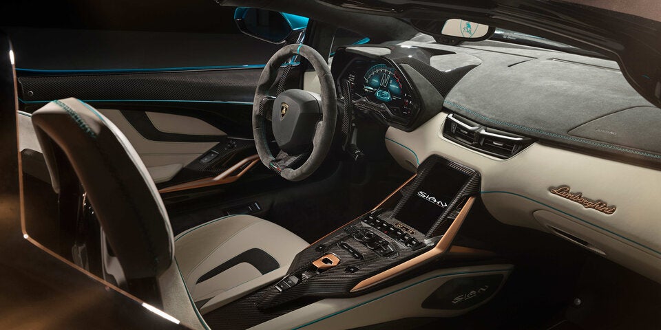 Erster Hybrid-Lambo jetzt auch als Roadster