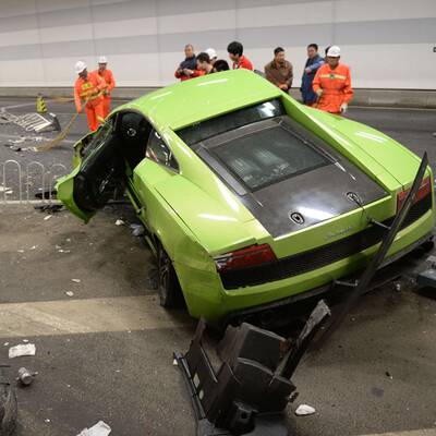 Crash mit Supersportwagen