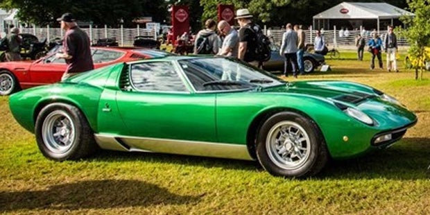 Aventador Miura Homage huldigt Legende