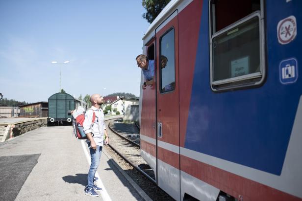 Severin Mayr fährt Zug.