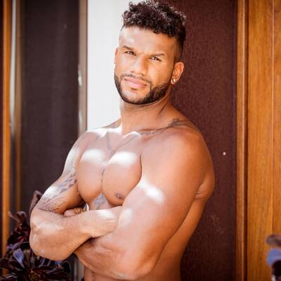 AUSGESCHIEDEN! Basti, 24