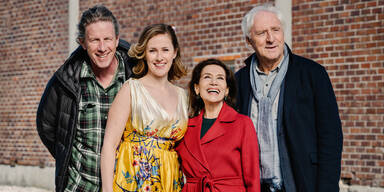 Richard Huber; Marlene Morreis; Hannelore Elsner; G&uuml;nther Maria Halmer