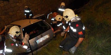 Langenlois: Wiener landete in Bachbett