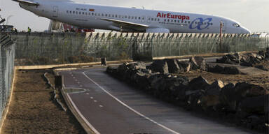 Flugzeug in Lanzarote kam von der Landebahn ab