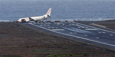 Flugzeug in Lanzarote kam von der Landebahn ab