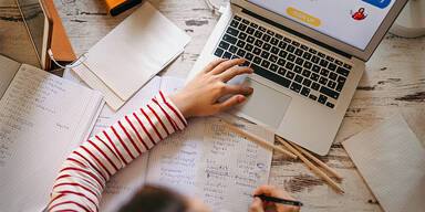 Sch&uuml;ler bekommen Notebooks/Tablets gratis oder verbilligt