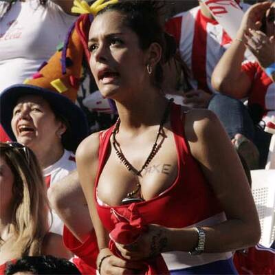 Larissa weinte bei Paraguays WM-Out