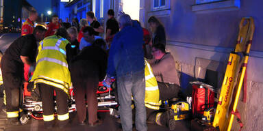 Lastenaufzug stürzte 3,5 Meter ab: vier Verletzte