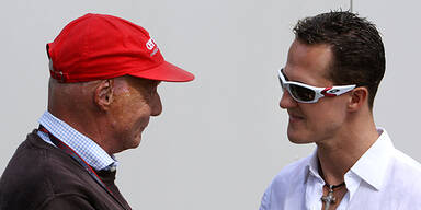 Herr Lauda, ist Schumi zu alt?